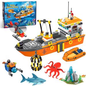 City Ocean Explorer Ship Building Set, Exploration Boat Set Toy Building Block with LED Lights, Helicopter, Submarine and Shark Cage, Birthday Gifts for 6 8 10 12 Years Old Boys Kids Girls