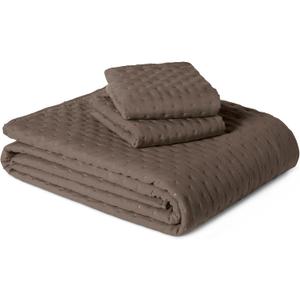 Amazon Basics Brushed Microfiber Quilt Set, Extra Soft with Natural Texture, 3-Piece,King, Brown