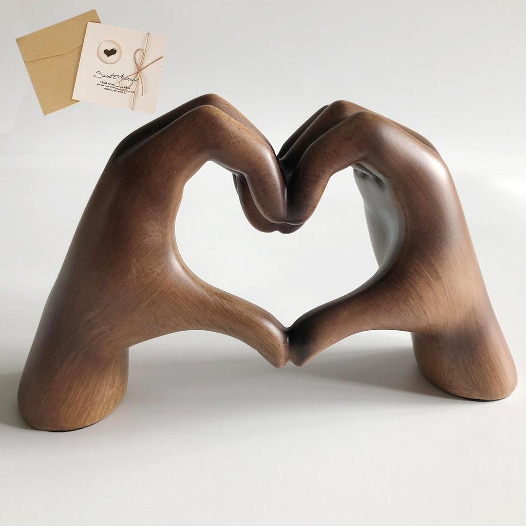 Heart Hands Sculpture Wooden Hearts Hand SculpturesLove Gesture Resin Statue Home Living Room Desktop Ornament