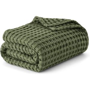 Bedsure Cooling Cotton Waffle King Size Blanket - Lightweight Breathable Summer Blanket of Rayon Derived from Bamboo for Hot Sleepers, Luxury Throws for Bed, Couch and Sofa, Green, 90x90 Inches