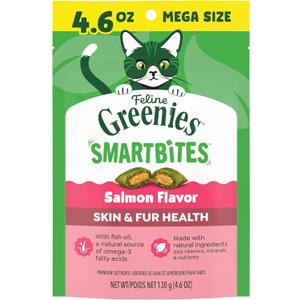 Greenies Cat Treats, Feline Smartbites, Skin & Fur Health, Crunchy and Soft Cat Treats, Salmon Flavor, 4.6 oz. Pack (EXP 09/18/26)