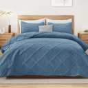 Exclusivo Mezcla King Size Quilt Set with Modern Striped Pattern, 3 Pieces Lightweight Grayish Blue Quilts Bedding Set, Soft Bedspreads Coverlets for All Seasons