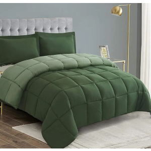 HIG 3pc Green Oversized King Plus Comforter Set Duvet Insert, Reversible, All Season, Box Stitched, with Corner Tabs, Soft, Fluffy（128'' x 120''）