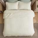 Bedsure King Quilt - Cream Bedspread King Size & Lightweight Comforter, Modern Cottage Coverlet with Clover Pattern, Ultra Soft All-Season Bedding, 106 x 96 Inches | Stitch-Free Quilting, Ultra Soft, Lightweight, Machine Washable, Pet-Friendly