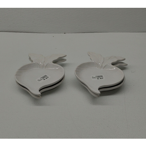 Pack of 4 Small Beet Shaped Plates