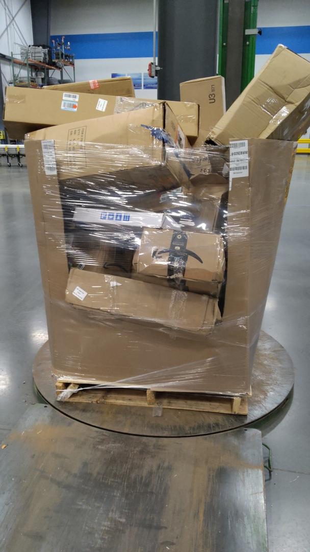 Pallet of Salvage Items