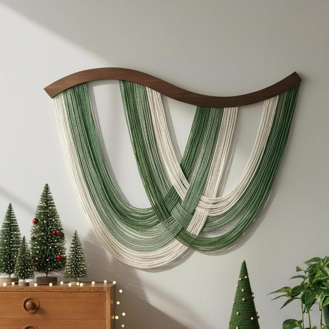 Mindsoft Green Macrame Wall Hanging Dip Dyed Yarn Wall Art, Modern Boho Decor Handmade Cotton Rope Tapestry for Bedroom, Living Room, Nursery, 31.5 x 23.6 Inch, 32.3"L x 5.1"W