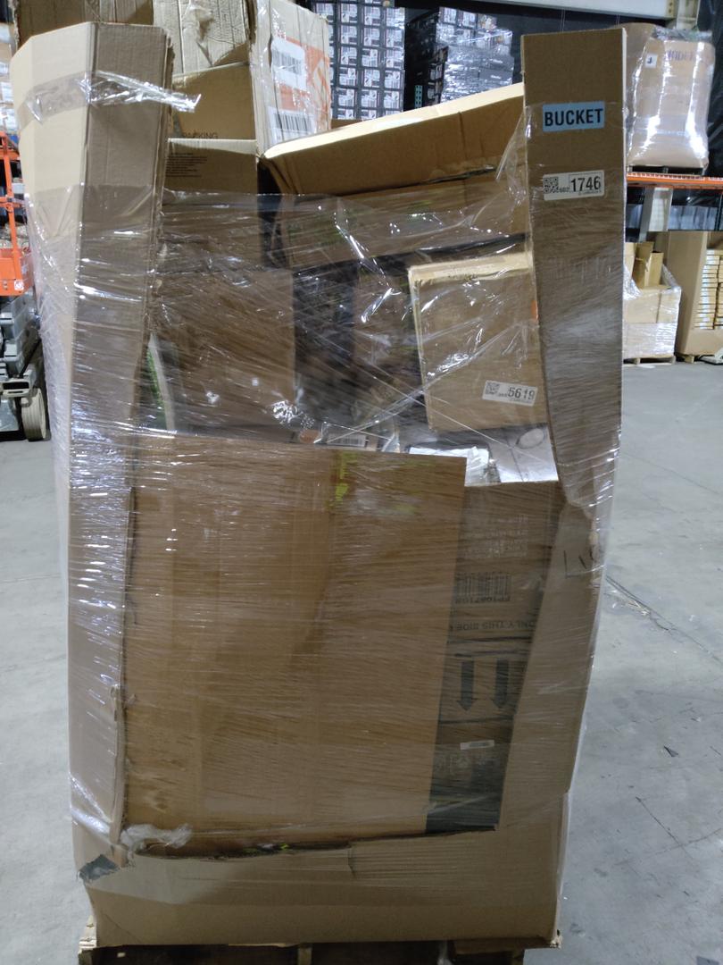 Pallet of Salvage Items