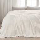 NEWCOSPLAY Super Soft Queen Blanket Ivory Premium Silky Flannel Fleece 3D Ribbed Jacquard Lightweight Bed Blanket All Season Use (Ivory Ribbed, Queen(90"x90"))