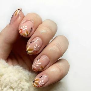 Flower Leaf Press on Nails Short Oval Fake Nails - LPOODDNU Spring Press on Nails Oval Shape False Nails Acrylic Nails Press on Leaves Stick on Nails Short Retro Artificial Nails for Women, 24Pcs  (Design10)