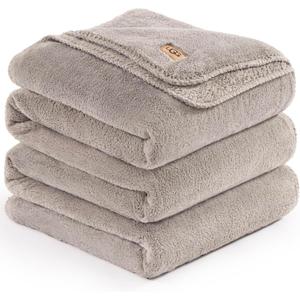 UGG Whitecap King Blanket for Bed, Fleece Cozy Soft Blanket, Luxury Warm Extra Large Throw for Couch, Washable Bedding King Size, Bedding Essentials, 110" x 90", Seal Grey