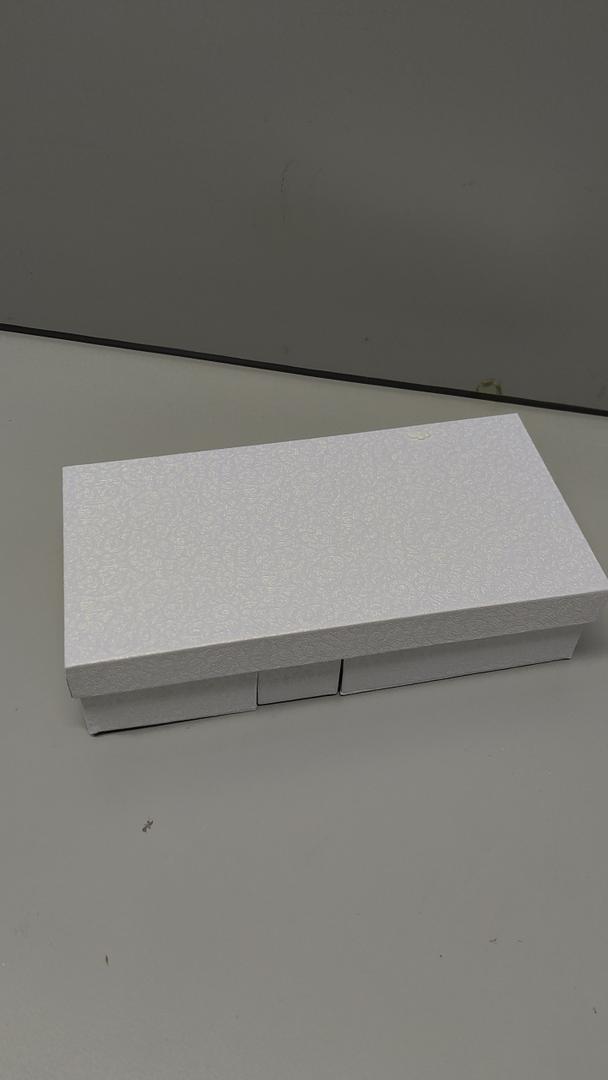 Decorative Gift Shine Box, With Three Compartments