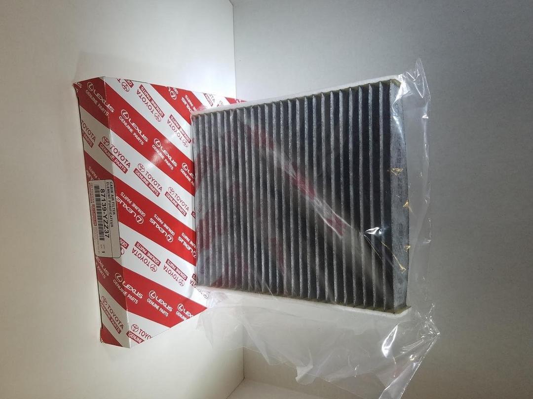 Toyota Genuine Parts - Element, Air Refiner (87139-YZZ37)