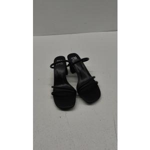 Ava size 7 1/2