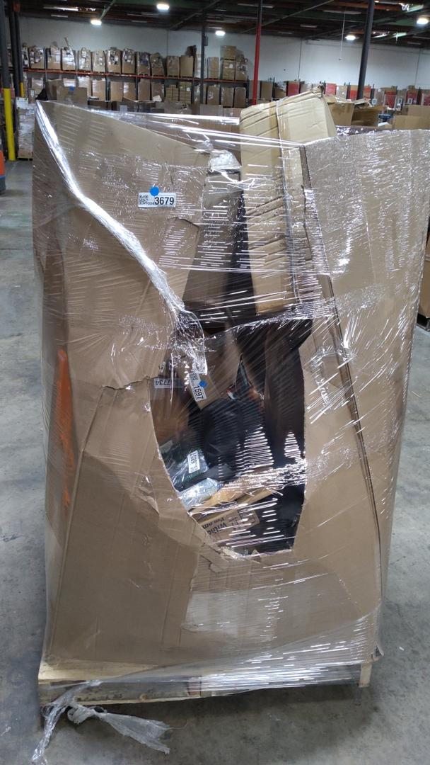 Pallet of Salvage Items 
