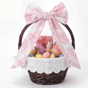Qinyoung Wicker Basket with Bow Large Pink Gift Basket with Handle Scallop Liner for Spring Wedding Picnic Candy Gathering Diaper Caddy Changing Table Towels Wine Storage Decor