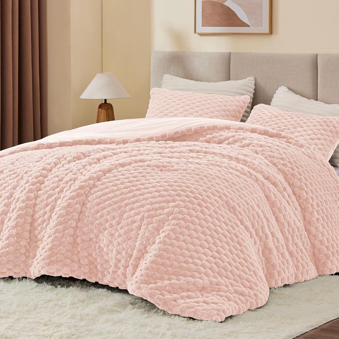 BEDELITE Fluffy Queen Comforter Set - Pink Fleece Soft Comforter for Queen Size Bed, Luxury Warm Bedding Set for Winter, Fuzzy Bed Set 3 Pieces (1 Comforter, 2 Pillowcases) (Queen(88"x88"))