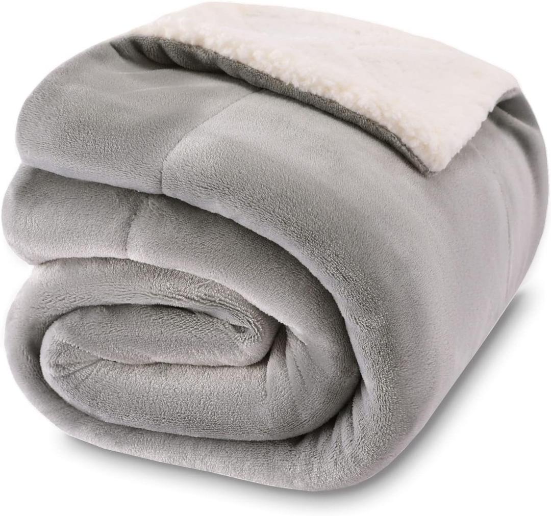 NANPIPER Baby Sherpa Blanket,Warm Toddler Throw Blanket,Soft Newborn Fleece Blanket for Winter (Light Grey, 30x40 Inches)