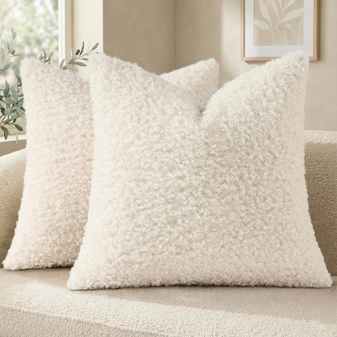 decorUhome Pack of 2 Throw Pillow Covers 22x22 Inch, Faux Fur Decorative Sherpa Pillow Covers Fuzzy Accent Soft Sheepskin Fleece Pillow Cases for Couch Living Room Bed, Neutral Cream