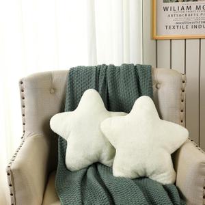 Sumind 2 Pcs 15.7 Inch White Star Pillow Plush Star Throw Pillow Cute Pillows Aesthetic 3D Throw Stuffed Cushion Decorative Gift Room Decor for Bedroom Sofa Chair