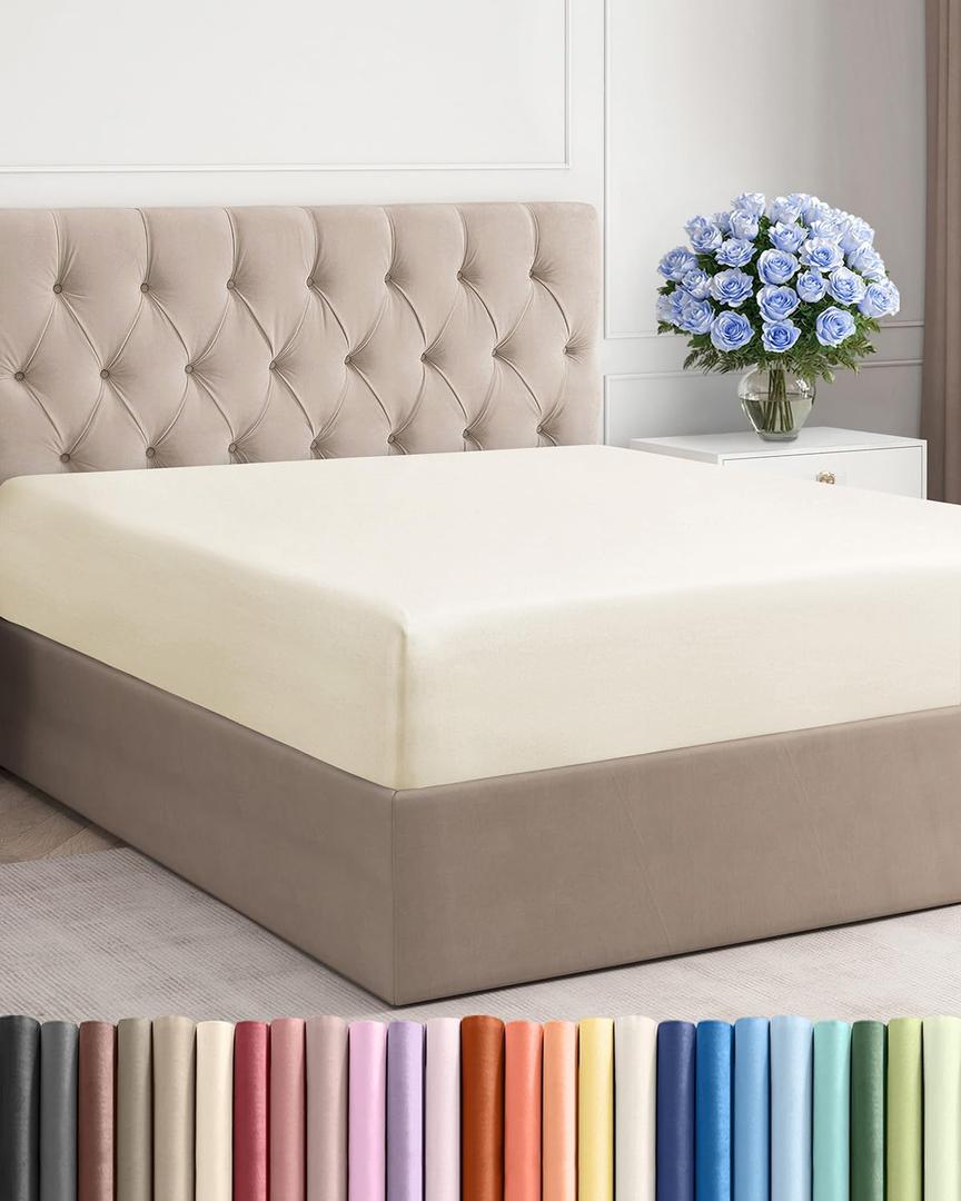 Full Fitted Bed Sheet - Bottom Single Fitted Sheet Only - Ultra-Soft Hotel Luxury Bedding w/ 8-16 Inch Deep Pockets - Breathable, Cooling & Wrinkle Free - Easy-Fit, Fade & Shrink Resistant - Off White