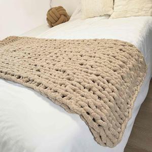Chunky Knit Blanket Throw 40"40", Chenille Throw Blankets, Handmade Warm & Cozy Blanket Couch Bed Home Decor, Soft Breathable Fleece Banket, Christmas for Couch Bed Sofa Best Gift (Tan)