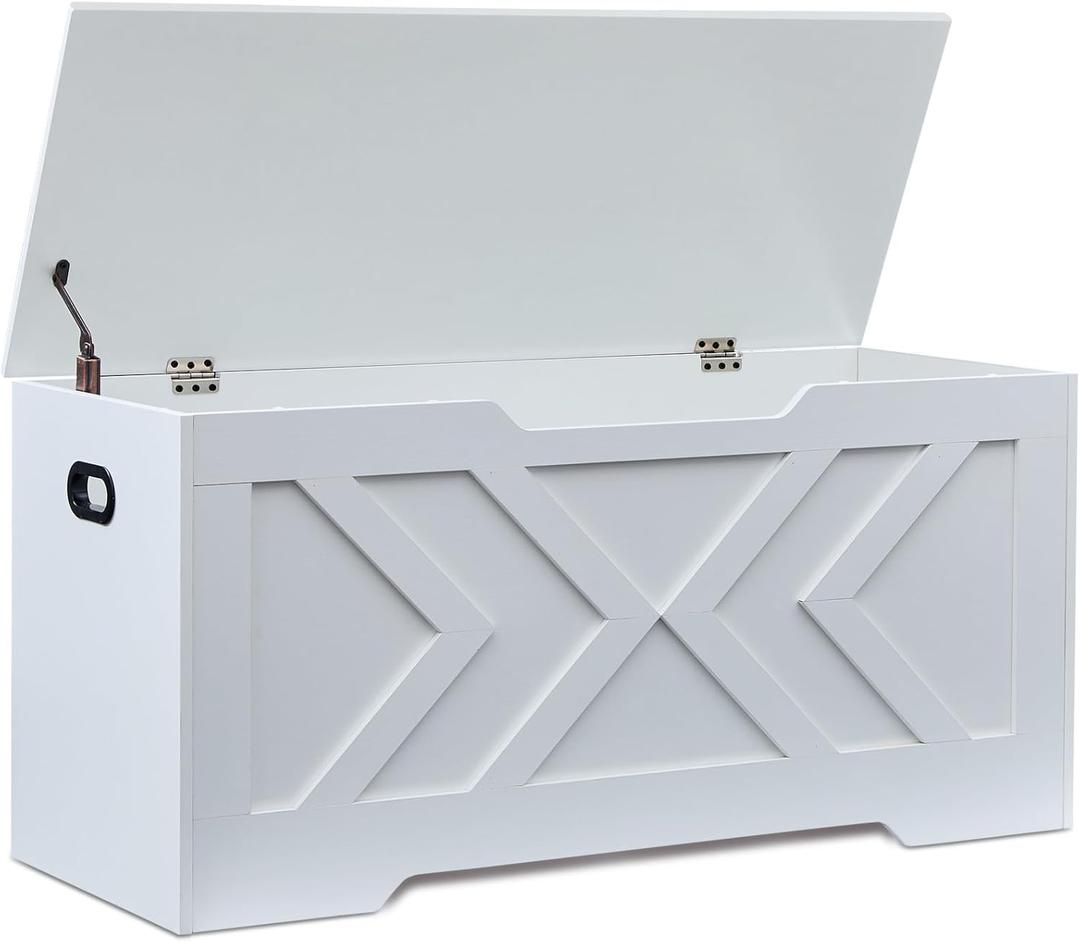 39.4 Storage Bench, Extra Large Entryway Bench with Storage,Storage Chest with 2 Safety Hinges,Blanket Storage,Shoe Storage Chest for Bedroom,Living Room,Easy Assembly. (White)