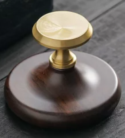 Suction Cup Hooks for Shower Heavy Duty 11 LB Strong, NoDrill Shower Hooks for Inside Shower, Waterproof Towel Hooks for Bathroom, Glass, Window, Mirror, Door, Loofah & Coat Holder (2, Brushed Gold)