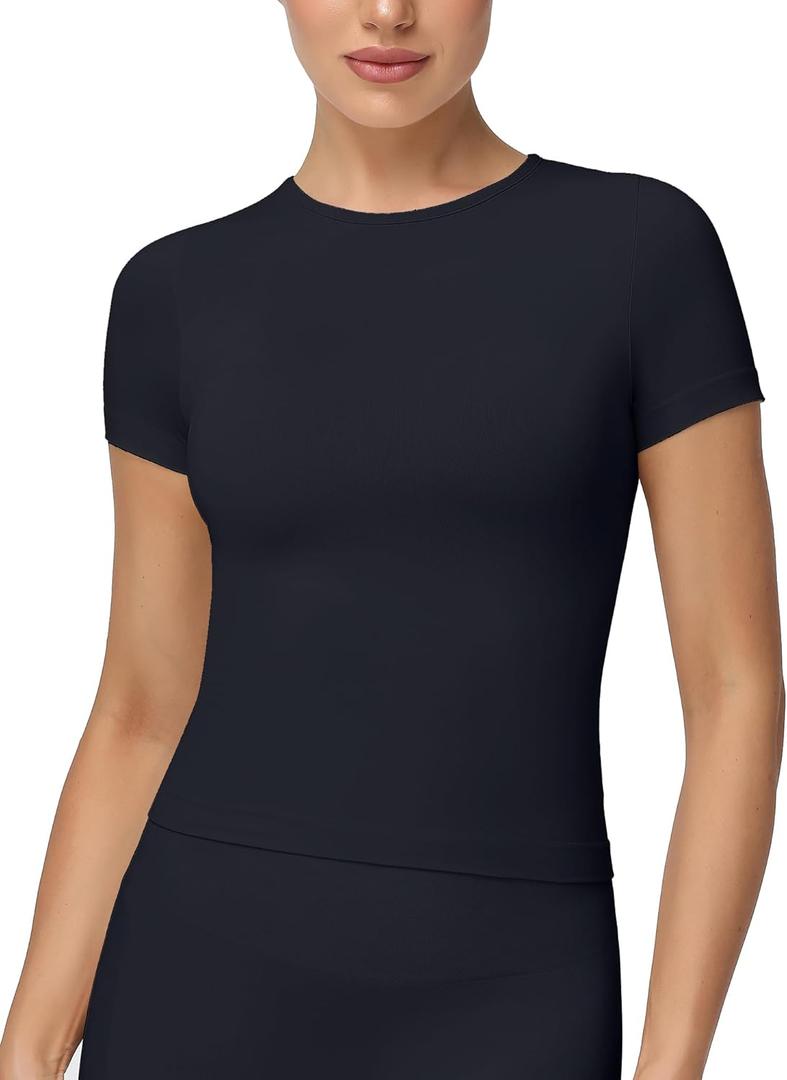 MCEDAR Womens Seamless Soft Smoothing T-Shirts Short Sleeve Slim Fit Basic Tees Crew Neck Casual Shirts (Black, S)