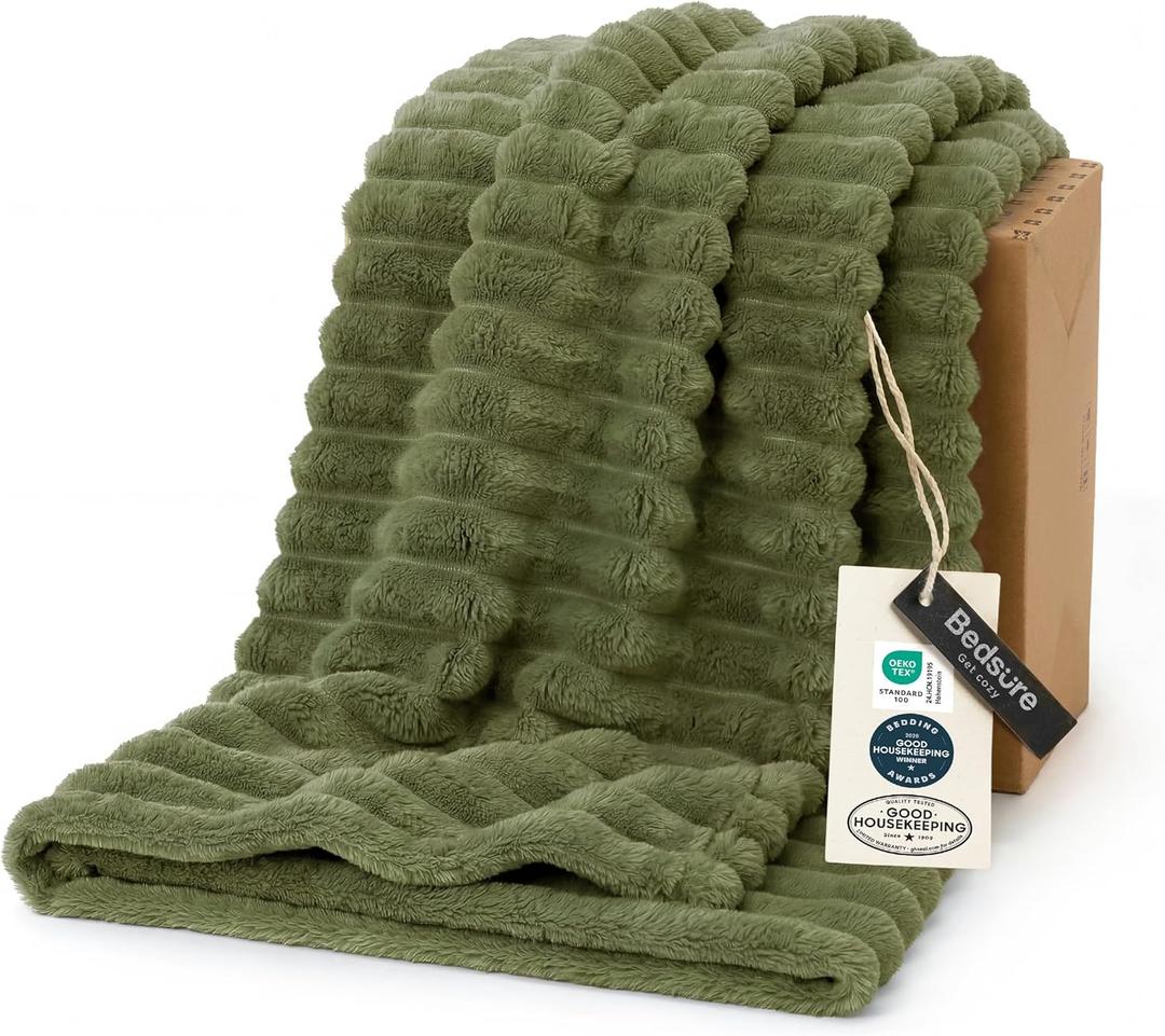 Bedsure GentleSoft Twin XL Blanket for Bed - Cozy Soft Blankets for Women, Cute Small Fleece Throws for Girls, Birthday Gifts for Women Decor Gifts, Moss, 66x90 Inches