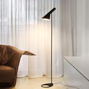 Tall Standing Floor Lamp for Living Room Modern Metal Stand Lights for Office Corner Lamps LED Black Floor Lamp with Adjustable Head E26 Socket for Bedroom Bedside Reading (Black)