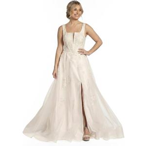 David's Bridal The Edit Square Neck Tulle and Lace Ball Gown Wedding Dress, Size: 24W