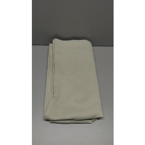 2 Curtain Panels

Window / Door Curtains  72"x40"