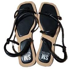 SM New York Molly Sandals Black Size 9