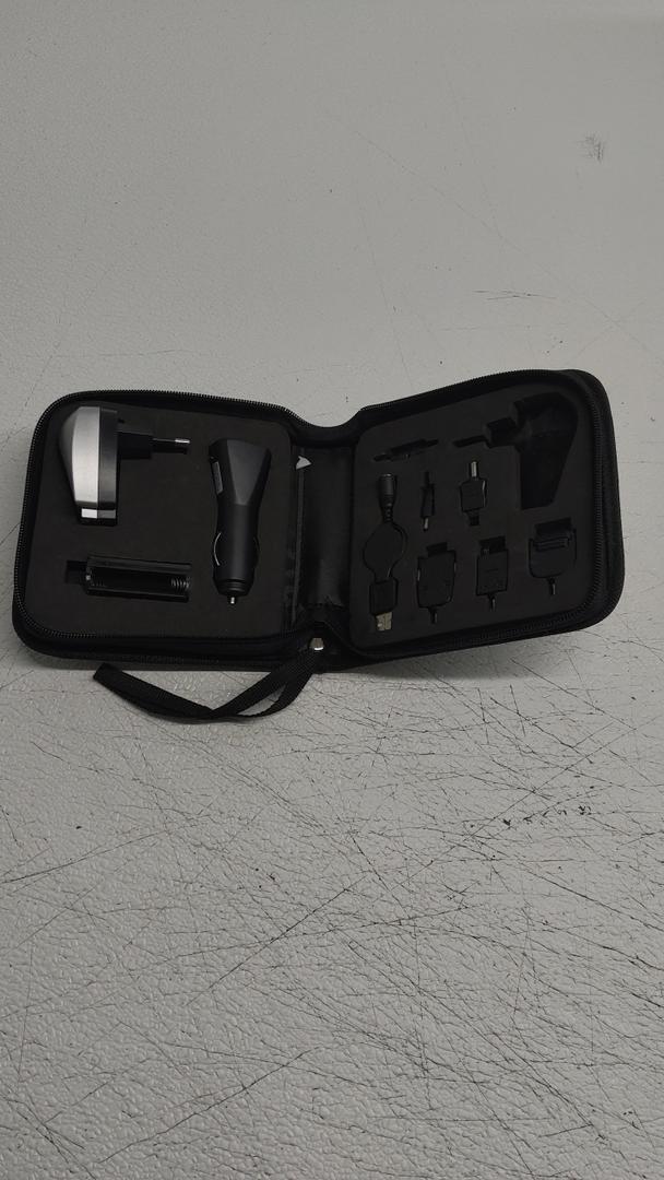 Universal 
All In One Mobile Charger
10pcs