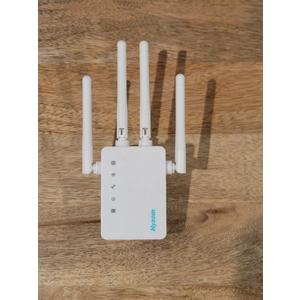 WiFi Repeater RPT 002 WiFi Extender - 2022 Wireless Signal Range Booster up to 7000 sq.ft