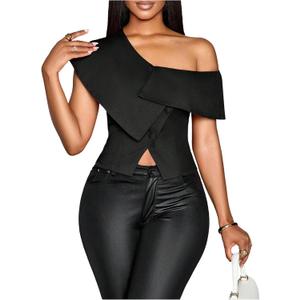 OYOANGLE Women's Off The Shoulder Tops Going Out Summer Trendy T Shirts Button Asymmetric Split Hem Dressy Blouses (Black, L)