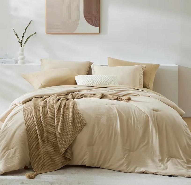 WRENSONGE Queen Comforter Set- 7 Pieces Beige Bed in a Bag Queen with Fitted Sheet, Flat Sheet, 2 Pillow Shams, and 2 Pillowcases- Warm Bed Set for All Season