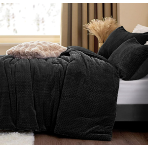 Fluffy Queen Comforter Set - Furry Black Leaves Pattern Faux Fur Bed Set, Winter Ultra Soft Fuzzy Comfort Set, Velvet Bedding Set for Bed with 2 Pillow Cases