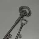 Zezzxu Large Iron Skeleton Key, Giant Cast Iron Key Prop Big Decorative Key for Wall Decors