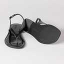 The Drop Women's Cinda Thong Sandal (6, Black)