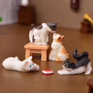 6 Pcs Cute Cat Animal Characters Toy Figure, Mniature Cat Collection Figurines Payset Mini Garden Decor Cake Toppers Automobile Decoration
