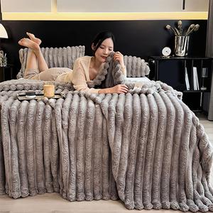 Soft Plush Nap Blanket, Flannel Milk Velvet Faux Rabbit Fur Throw, Super Fuzzy Cozy Lightweight Blanket for Couch, Sofa, Bed, Office Nap, All Season Use, size Queen