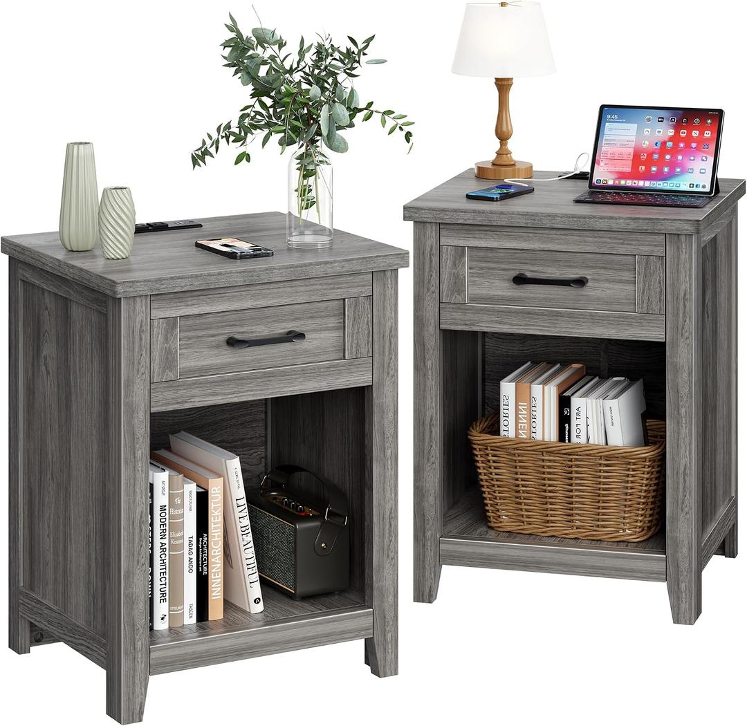 Decofy Farmhouse Nightstand Set of 2 with Charging Station, Grey Oak, 17.7" x 15.7" x 23.6"