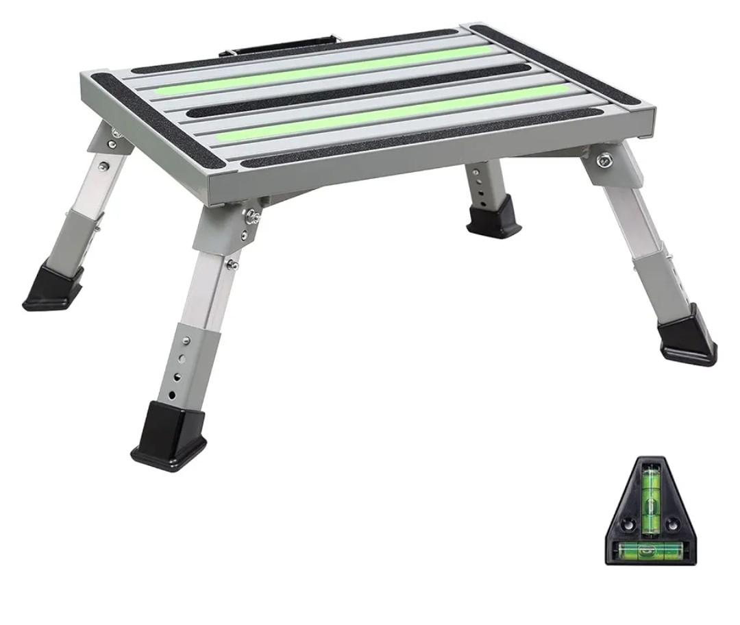 Homeon Wheels Safety RV Steps.