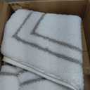 Mohawk Home His Flint 2' x 3' 4" Bath Mat