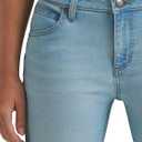 Lee Women's Legendary Straight Capri Jean (Blue, M)