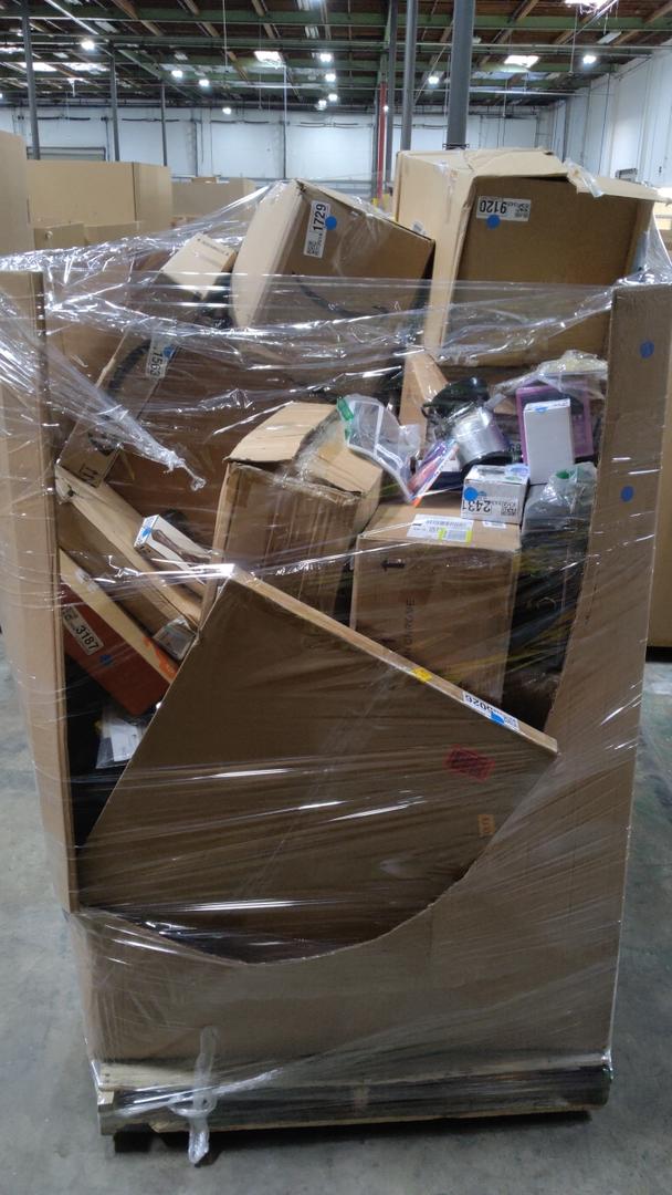 Pallet of Salvage Items