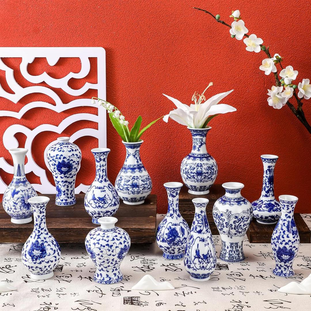Maxcheck 12 Pcs Christmas Porcelain Blue and White Vase Mini Chinoiserie Bud Vase Vintage Ceramic Oriental Handmade Chinese Flower Jardiniere for Home Office Shelf Table Centerpieces Decor(Classic)