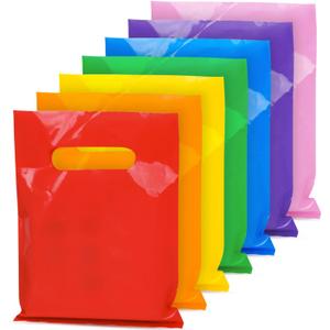 140 PCS 6" x 8" Colorful Gift Bags, 7 Bright Colors Party Favor Pouches, Reusable Plastic Goodie Bags with Handles, Small business essentials for Birthday, Christmas, Halloween, Holiday, Events